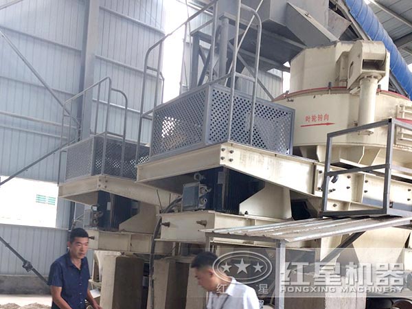 河卵石打砂機，時產100噸左右的機子就是它