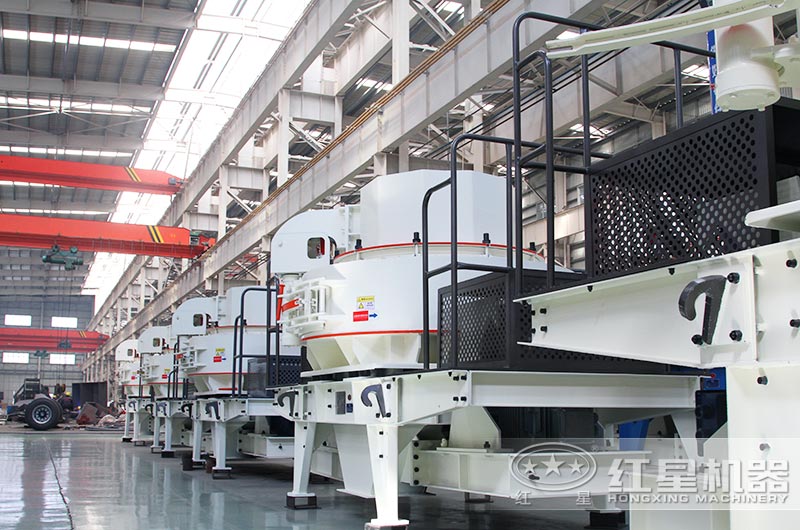 青石制砂機(jī)_青石頭打沙機(jī)，時產(chǎn)10-500噸不是事