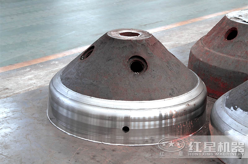 hp300圓錐破碎機(jī)每小時(shí)產(chǎn)多少?lài)?？多少錢(qián)一臺(tái)？